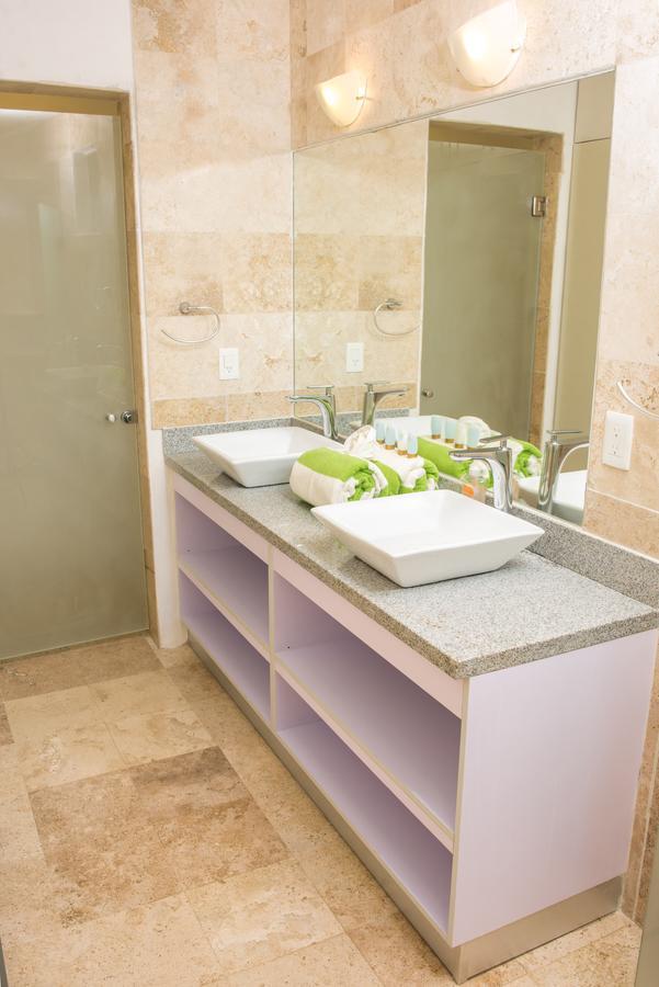 פלאייה דל כרמן 5Th Coral Suites By Holiday In Playa חדר תמונה